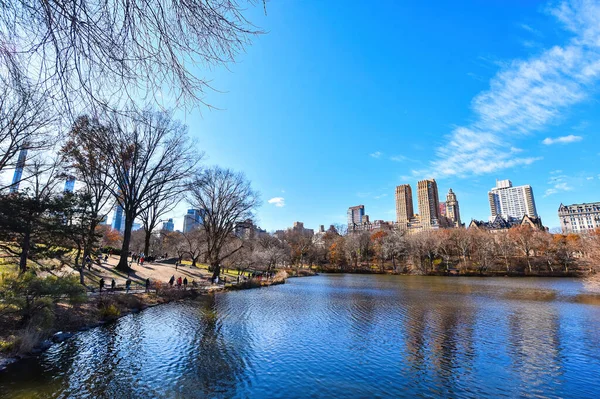 Prédios Manhattan Vistos Dentro Central Park Uma Das Atrações Turísticas — Fotografia de Stock