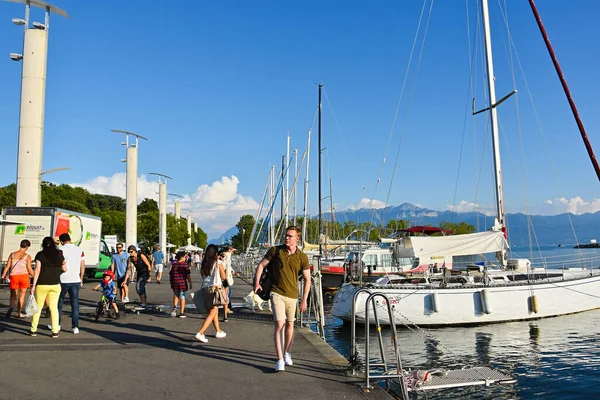 Λωζάνη Ελβετία Αυγούστου 2019 Λιμάνι Ούτσι Στη Λίμνη Της Γενεύης — Φωτογραφία Αρχείου