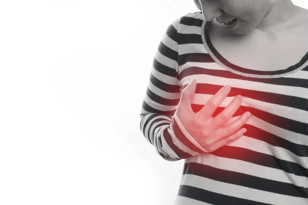 Fiatal asain nő szívbetegség elszigetelt fehér backgro a — Stock Fotó