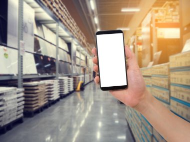 elini tut akıllı telefon, tablet, bulanık depo cep telefonu, sipariş ürün kavramı online.