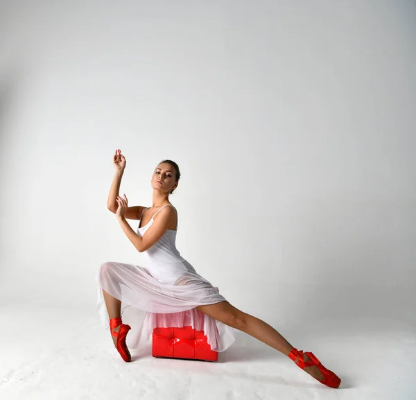 Ballerina White Dress Red Pointes Red Cube — Stock Photo, Image