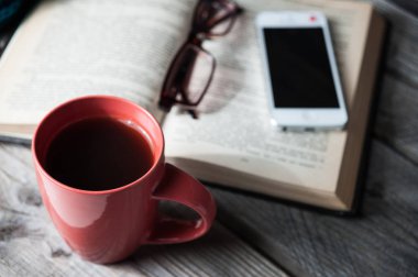 masada en iyi manzaralı telefon, gözlük ve kahve ya da çay Defteri'ni açar