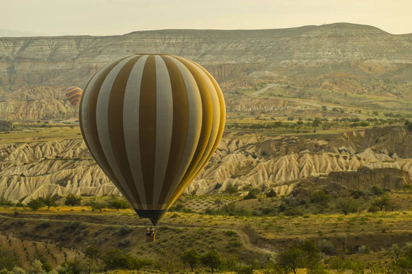 Balon gökyüzü rengi