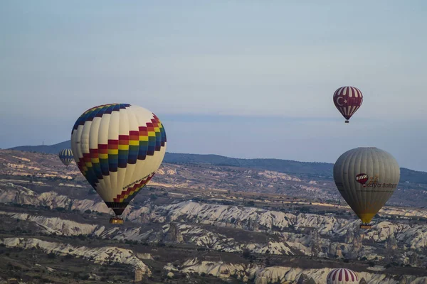 Balon gökyüzü rengi