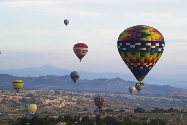Balon gökyüzü rengi