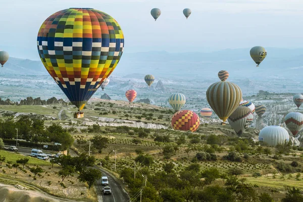 Balon gökyüzü rengi