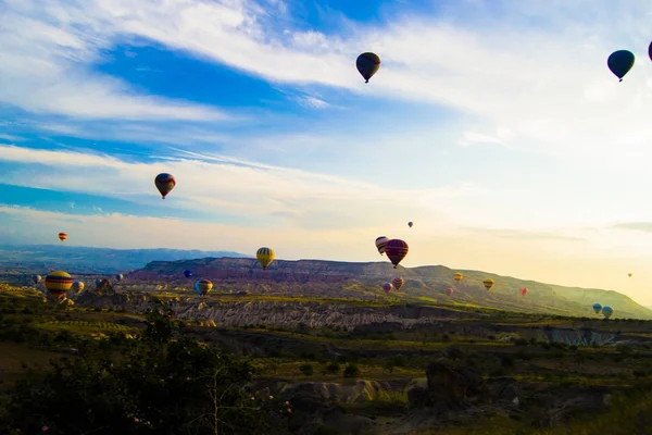 Balon gökyüzü rengi