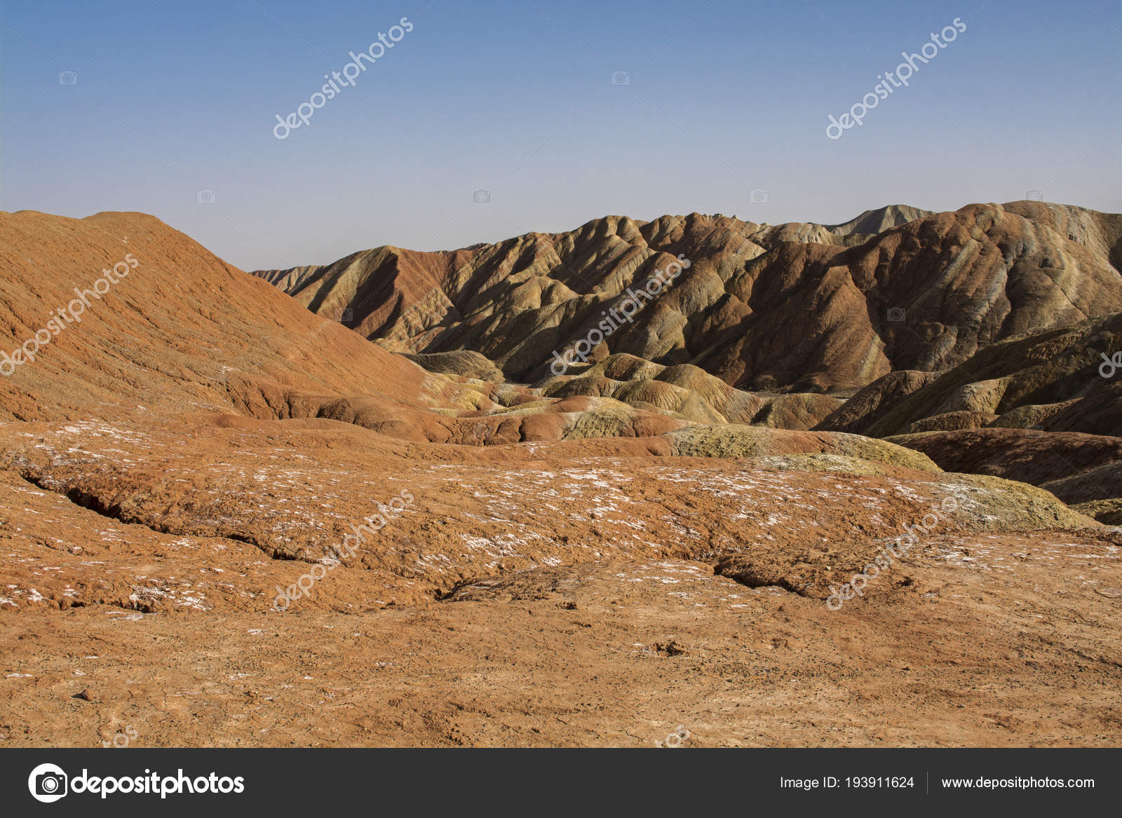 Montagne Darc En Ciel Danxia Dans La Province De Gansu