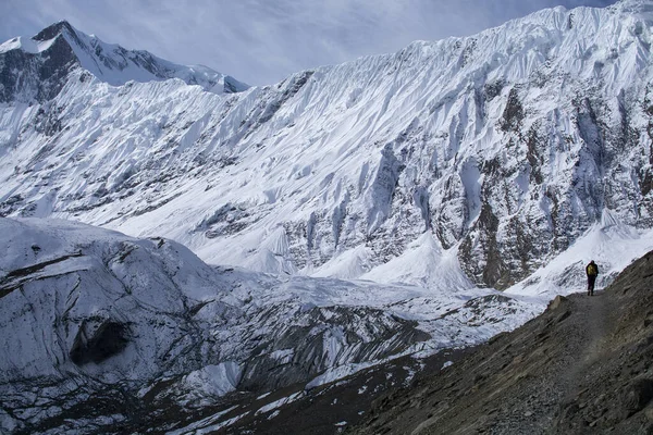 Montañas Nepal Con Nubes Cielo Ruta Trekking Del Circuito Annapurna — Foto de Stock