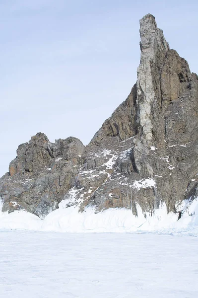 Acantilado Roca Con Estalactita Hielo Lago Baikal Rusia Fotografía Paisajes —  Fotos de Stock