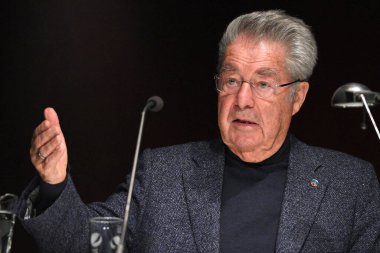 Eski Federal Başkan Heinz Fischer, Steyrermhl 'de (Yukarı Avusturya)