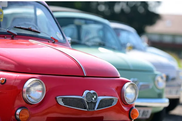 Chaque Année Début Juillet Les Fans Des Puch 500 Fiat — Photo