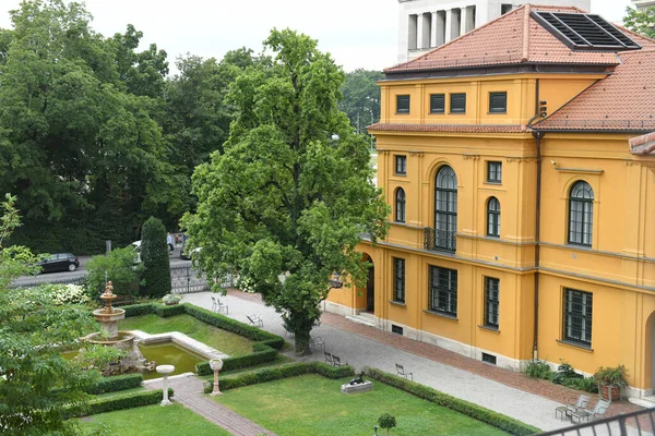 Stdtische Galerie Lenbachhaus Muzeum Sztuki Bawarskiej Stolicy Monachium — Zdjęcie stockowe