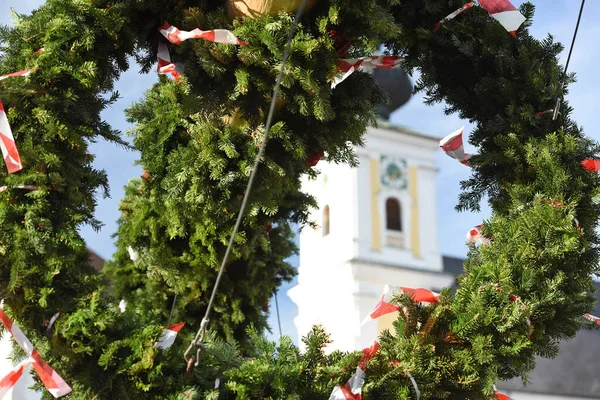 Instalación Maypole Vorchdorf Distrito Gmunden Alta Austria Austria Maypole Árbol —  Fotos de Stock