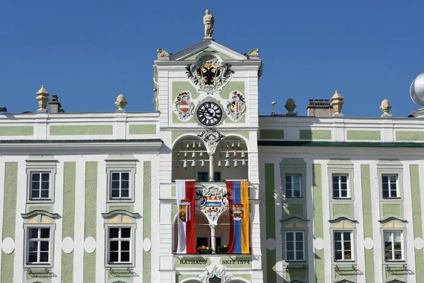 Ratusz Gmunden Flagami Powiat Gmunden Górna Austria Austria — Zdjęcie stockowe