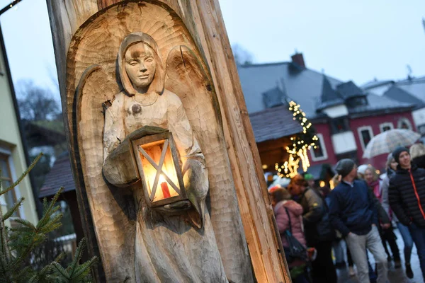 Wolfgangsee Advent - Wolfgangsee 'ye her yıl on binlerce ziyaretçi gelir ve Sankt Wolfgang, Sankt Gilgen ve Strobl (Salzkammergut, Avusturya) -