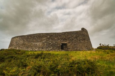 İrlanda 'daki Staigue taş kalesi
