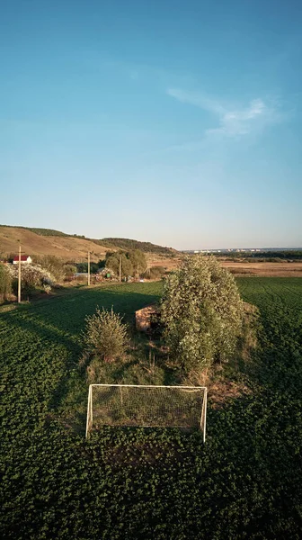Köyün futbol sahasında gol.