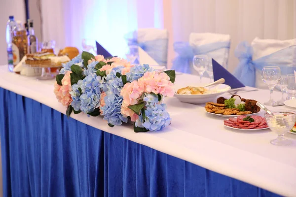 Fiori Giorno Del Matrimonio Tavola — Foto Stock