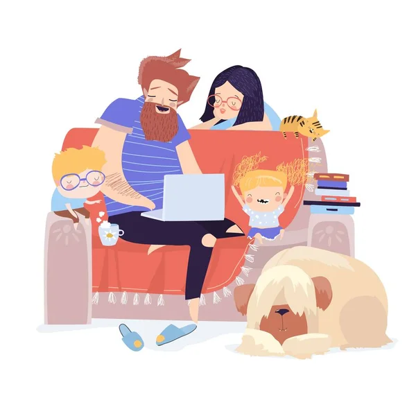 Familia feliz sentado en el sofá con el ordenador portátil — Vector de stock