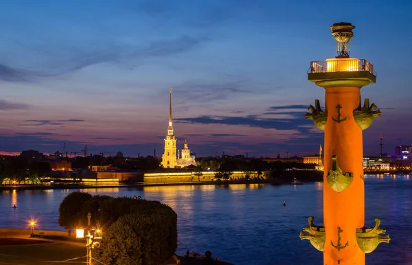 Peter Paul Kalesi Saint Petersburg Rusya Daki Rostral Sütunları Beyaz — Stok fotoğraf