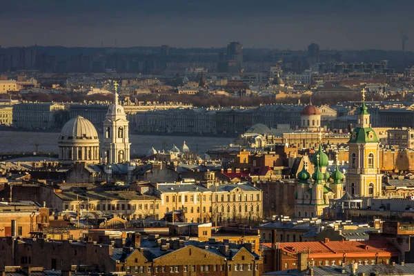 Kirchen Der Vasilievsky Insel Sankt Petersburg Russland Teleobjektiv — Stockfoto