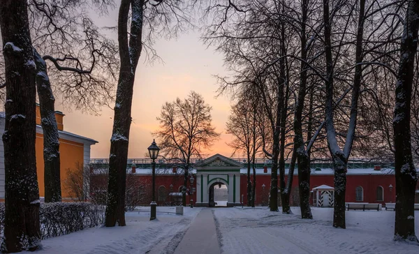 俄罗斯圣彼得堡彼得和保罗城堡内的冬日清晨 — 图库照片
