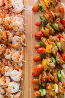 Sopa ve barbekü karides şiş şifreli Barbekü domuz eti