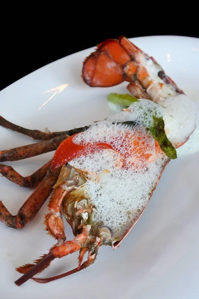 beyaz soslu ıstakoz