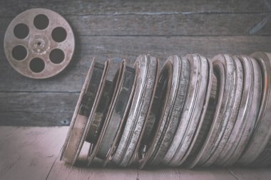 Eski filmler bir sürü