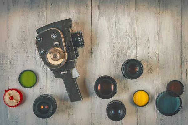 Kamera film lama dengan lensa — Stok Foto