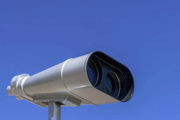 Stationary viewing binoculars — Stock Photo, Image