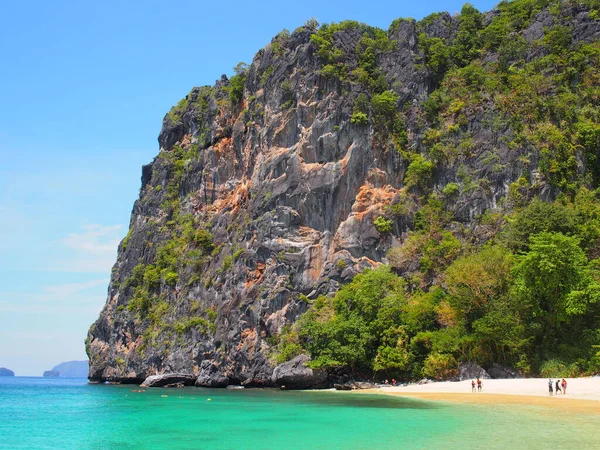 Breath Taking View in El Nido Beach, Palawan