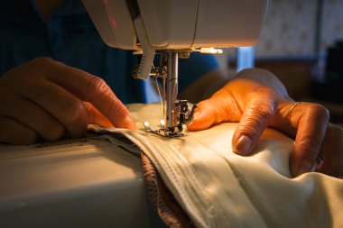 İki elin dikiş makinesinde olsun..