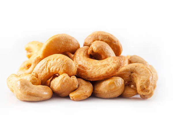 Cashewnoten Goedkoop Geïsoleerd Witte Achtergrond — Stockfoto