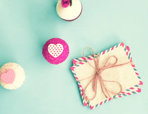 Vintage Walentynki Cupcakes — Zdjęcie stockowe