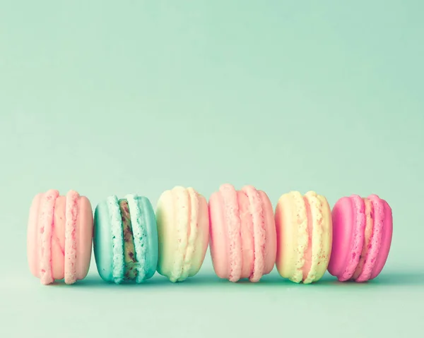 Vintage francuskie macarons — Zdjęcie stockowe