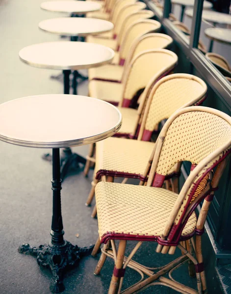 Vintage parisiska café — Stockfoto