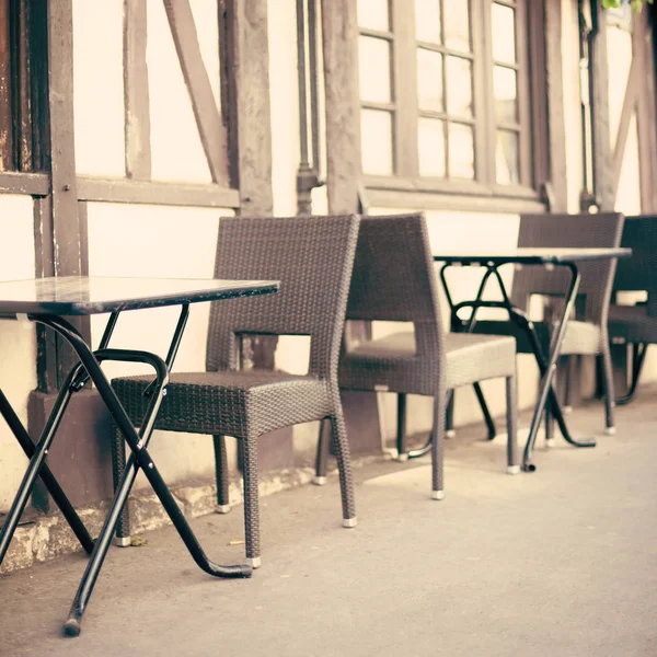 Vintage outdoors cafe in Paris — Stock Photo, Image