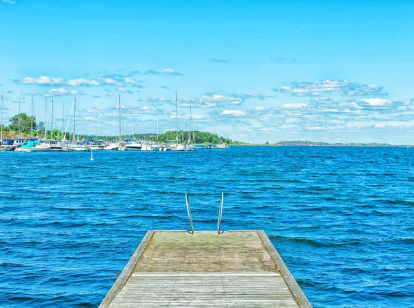 Perspectiva vacía del muelle de madera vieja — Foto de Stock