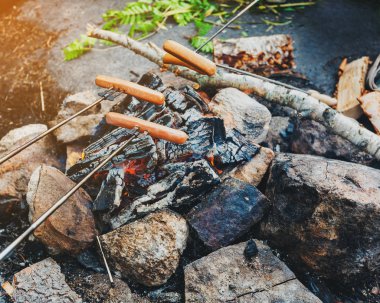 Büyük sosis ızgara