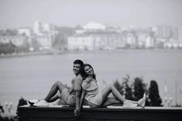 Uomo e donna insieme — Foto Stock