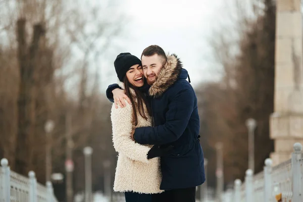 Man and woman posing for the camera — Stock Photo, Image