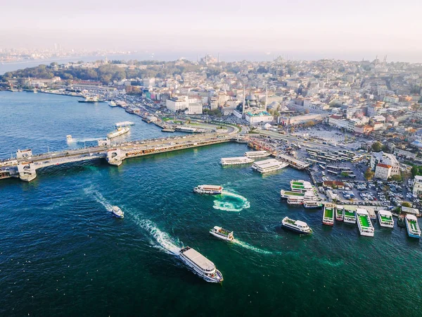 Galata Köprüsü'nde hava fotoğrafçılığı