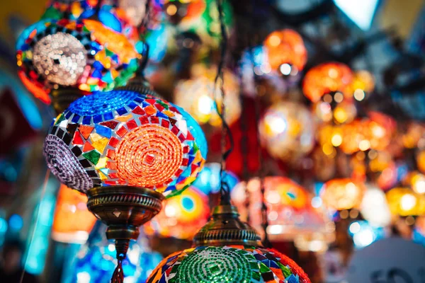 Vackra turkisk mosaik lampor — Stockfoto
