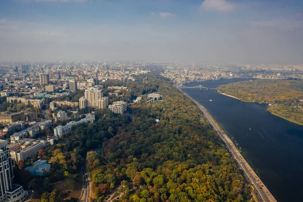 Kiev huvudstad staden i Ukraina. Flygfoto. — Stockfoto