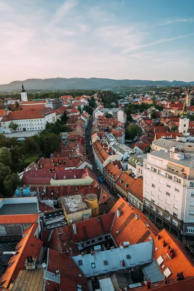 Zagreb Hırvatistan. Ban Jelacic Meydanı 'nın yukarısından hava görüntüsü — Stok fotoğraf