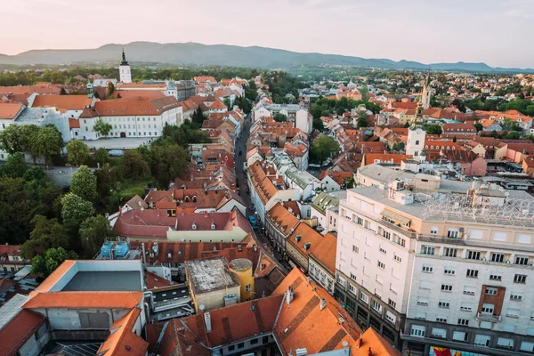 Zagreb Kroatien. Flygfoto från ovan av Ban Jelacic Square — Stockfoto