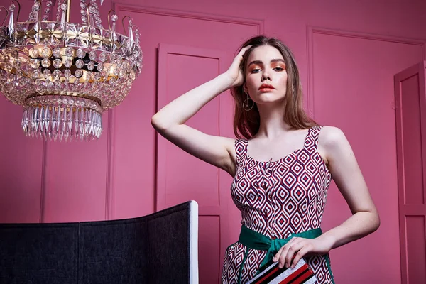 Office stili geçici toplantının için seksi Bayan giyim giyim karyolası parti