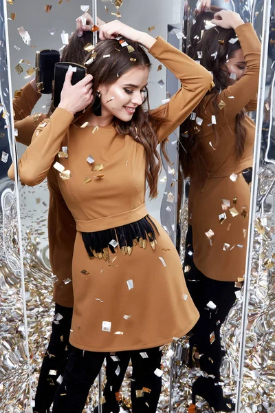 Mooie vrouw sexy dame lente herfst collectie glamour model — Stockfoto